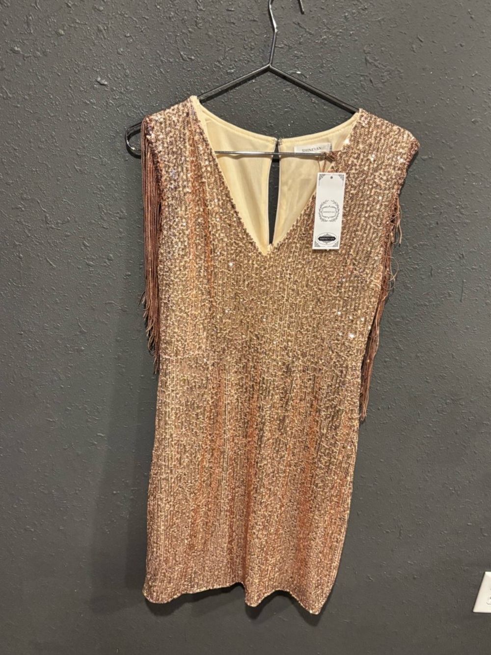 Shinevan Sequin Fringe V-Neck Cocktail Dress - Rose Gold